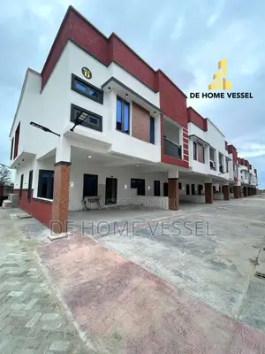 3bdrm Townhouse/Terrace in Lekki for Sale