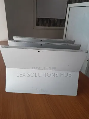 Laptop Microsoft Surface Laptop 6 8GB Intel SSD 128GB