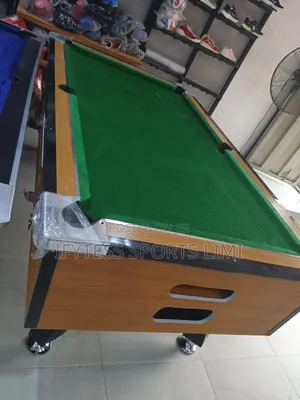Akala Coins Snooker Table Selling With Accessories.