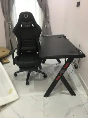 Computer Game Table and Chair