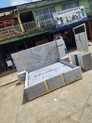 Quality 6by6 Complete Set of Upholstery Padded Bed