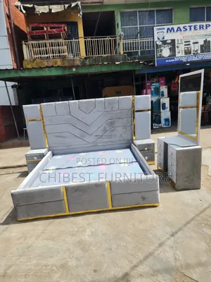 Quality 6by6 Complete Set of Upholstery Padded Bed