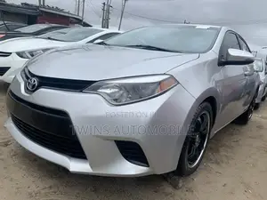Toyota Corolla 2015 Silver