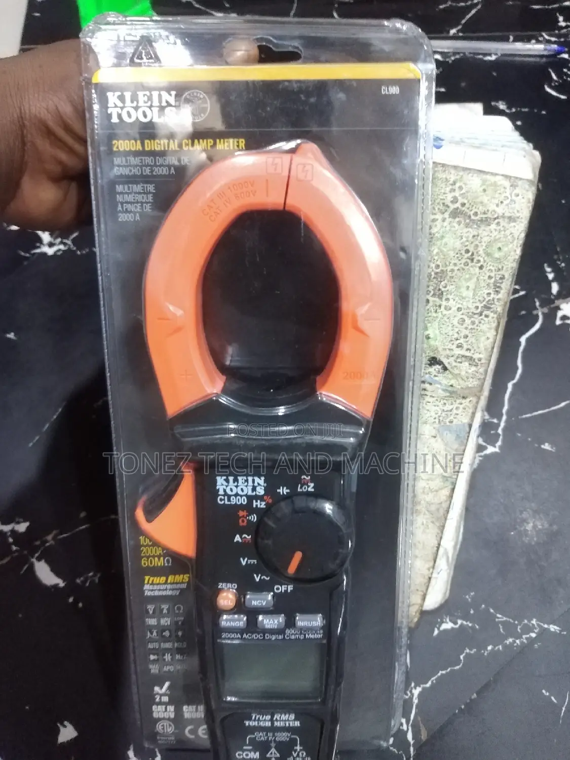 Klein Tools Clamp Meter CL 900