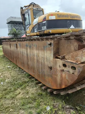 Sparsely Used Caterpillar Swamp Buggy