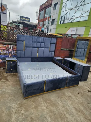 Quality 6by6 Complete Set of Upholstery Padded Bed