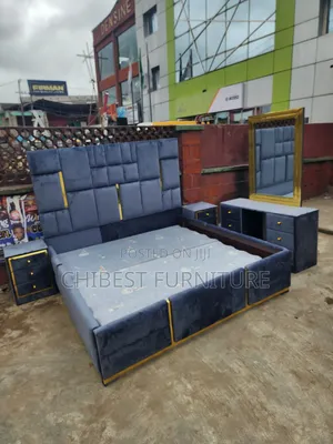 Quality 6by6 Complete Set of Upholstery Padded Bed