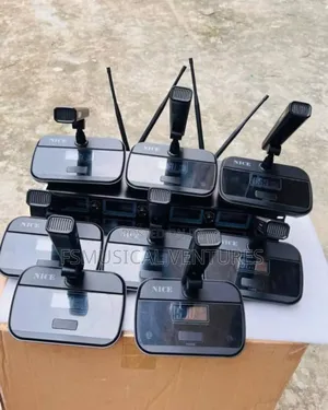 Nice 8in1 Conferences Wireless Microphone System