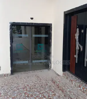 Motion Sensor-Controlled Automatic Sliding Glass Gateway