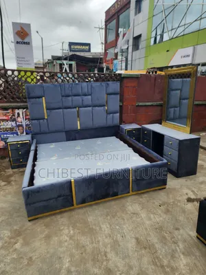 Quality 6by6 Complete Set of Upholstery Padded Bed