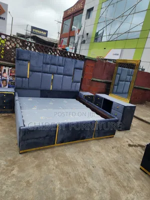 Quality 6by6 Complete Set of Upholstery Padded Bed