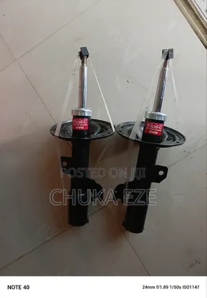 Kyb Front Shock Absorbers for Camry 2007 , Es 350 , Avalon