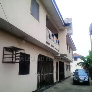 7bdrm Block of Flats in Port-Harcourt for sale
