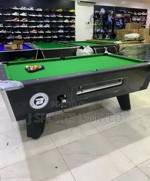 British Pool Coin and Marble Table