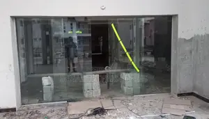 Obio-Akpor Automatic Motion-Sensing Door System