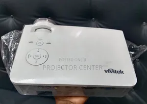 VIVITEK 3000ansi Lumens Brightness XGA Projector