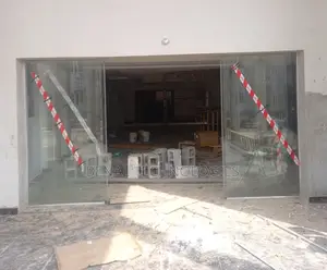 Yola North Automatic Glass Door