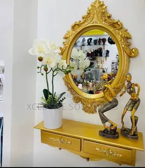 Gold Duchess Console Set