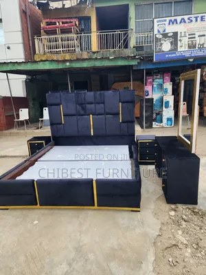 Quality 6by6 Complete Set of Upholstery Padded Bed