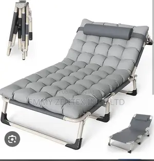 Very Good Quality Relaxing Chair