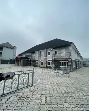 40 Rooms 
Hotel With 
Swimming Pool in Rumuodara PH