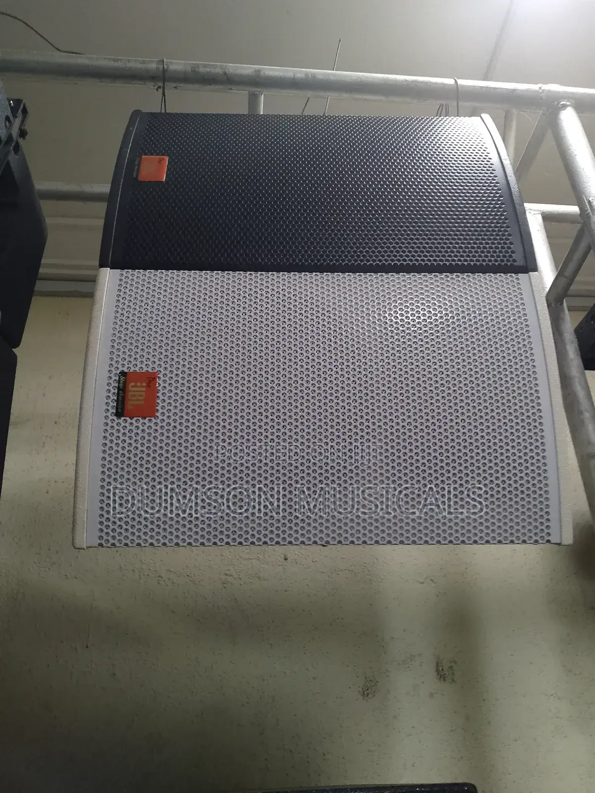 JBL Double 10 Inches Line Array