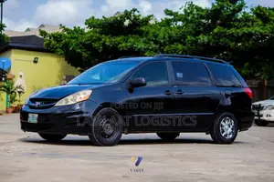 Toyota Sienna for Rental Service