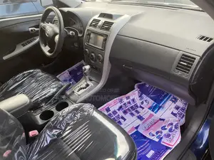 Toyota Corolla 2013 Blue