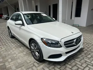 Mercedes-Benz C300 Sport 4dr AWD 4Matic Sedan (2.0L 4cyl 7A) 2015 White