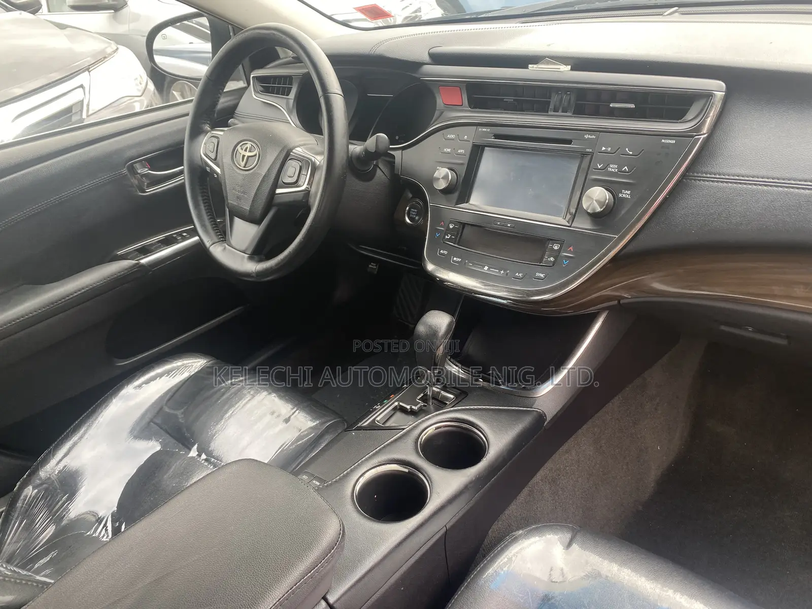 Toyota Avalon 2016 Black