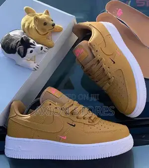 High Quality Nike Sneakers