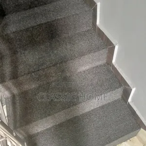 Wall to Wall Staircase Rug