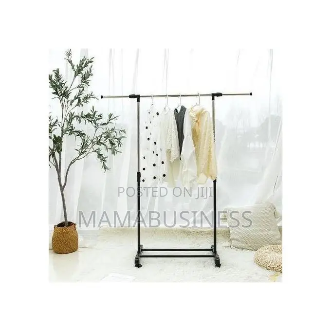 Expandable Single Pole Cloth Hanger