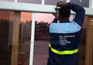 Motion-Detection Sliding Door