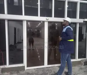 Automatic Sensor Entrance Service