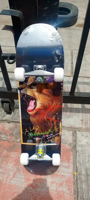 New Lion Head Skateboard