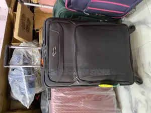 Leaves King Luggage Box