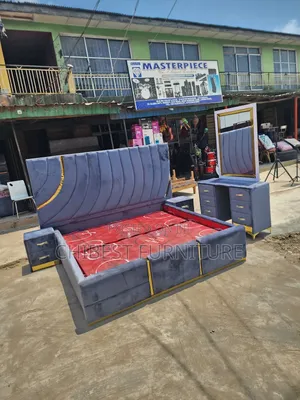 Quality 6by6 Complete Set of Upholstery Padded Bed