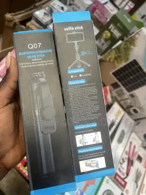 Bluetooth Selfie Stick