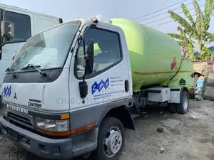 Mitsubishi Canter LPG Cooking Gas - 3.5 Tons