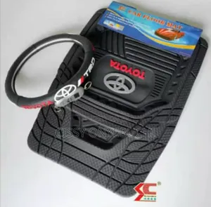 Rubber Foot Mats With Toyota Logo