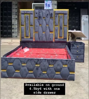 4.5by6ft Bedframe and Drawer