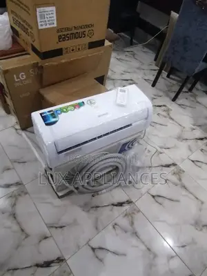 Strong Skyrun 1hp Inverter Air Conditioner