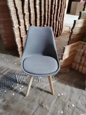 High Quality Chair, for Restaurants, Bars and Home Use