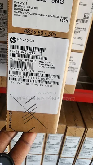 New Laptop HP 240 G9 8GB Intel Core I3 SSD 256GB
