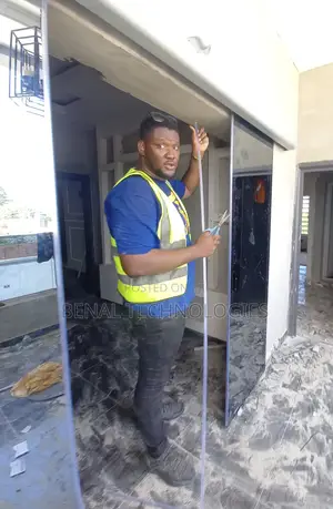 Sensor Triggered Automatic Door