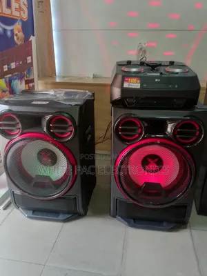 Lg High Class 5000watts X Boom With Dj Light > Audio Play