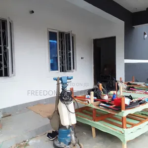 Deep Post Construction Cleanings Available