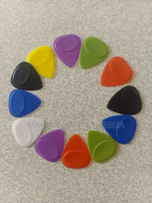 12 PCS Acoustic Guitar Picks 0.6, 0.7, 0.8mm Plectrums