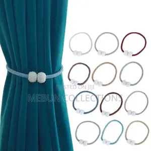 Curtain Holder